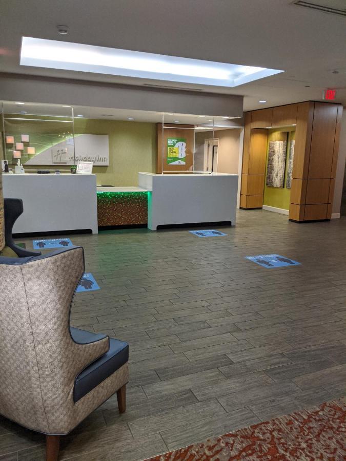 Holiday Inn Charlotte University, An Ihg Hotel Екстериор снимка