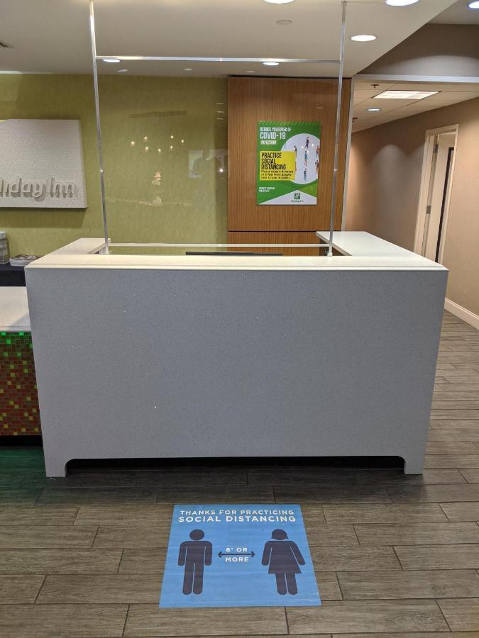 Holiday Inn Charlotte University By Ihg Екстериор снимка