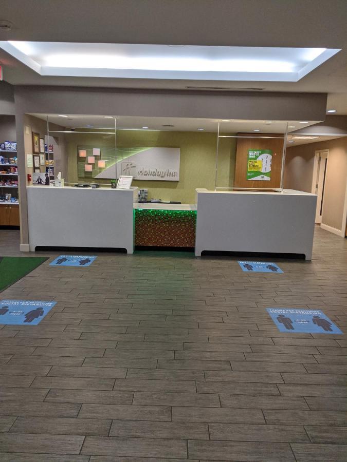 Holiday Inn Charlotte University By Ihg Екстериор снимка