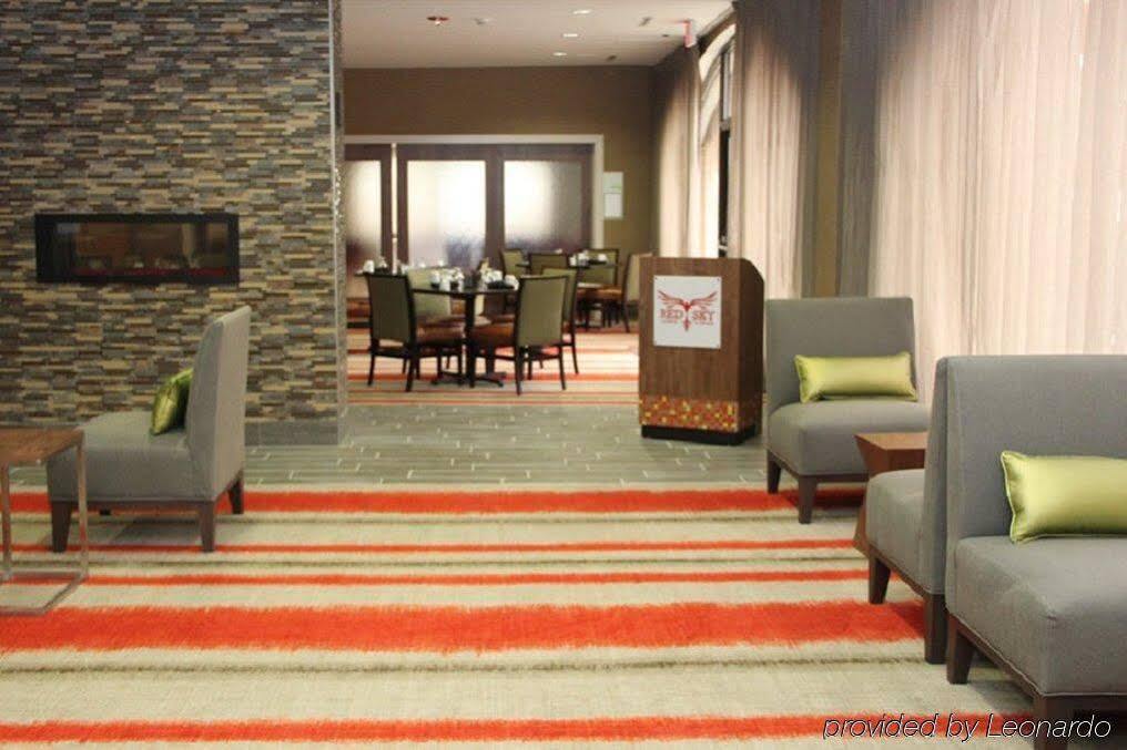 Holiday Inn Charlotte University, An Ihg Hotel Екстериор снимка